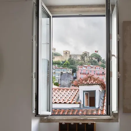 Lejlighed Castle-View Penthouse Duplex In Lisbon *