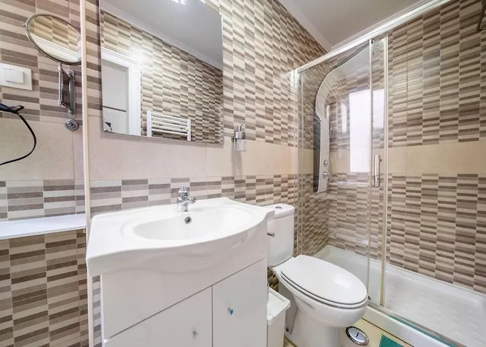 Castle-view Penthouse Duplex In Lisboa