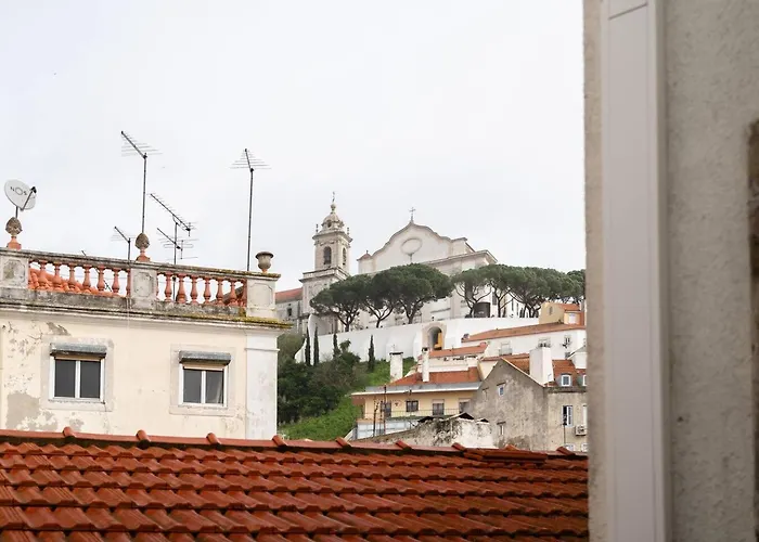 Castle-view Penthouse Duplex In Lisboa
