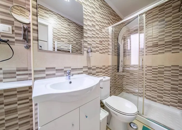 아파트 Castle-view Penthouse Duplex In 리스본